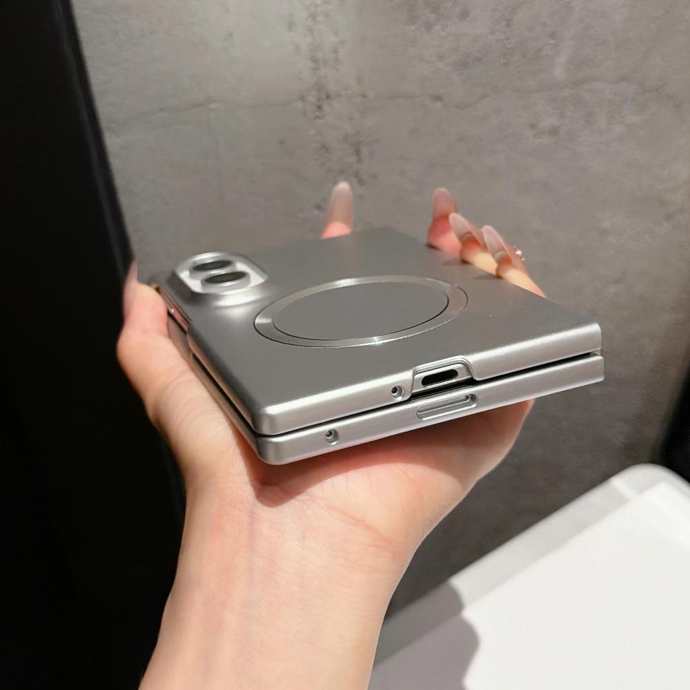 Metallic Paint For MagSafe Magnetic Shockproof Hard PC Phone Case For Smasung Galaxy Z Fold 8 Ultra 7 6 5 4 3 Shockproof Cover