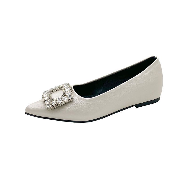 French beautiful heightening pointed rhinestone shoes in the autumn of 2025 new temperament versatile shallow mouth Mary Jane shoes women