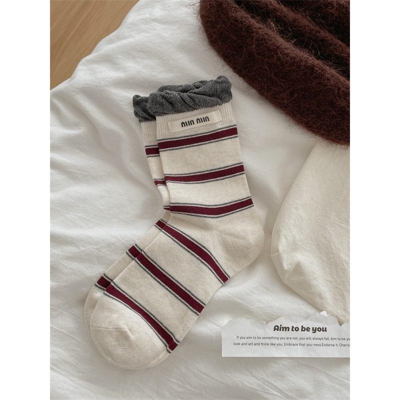 

Female Autumn Color Striped Double Collar Letter Cloth Label Boneless Sweat Absorbent Breathable Tube Pile Socks 1 pair абрикосовый