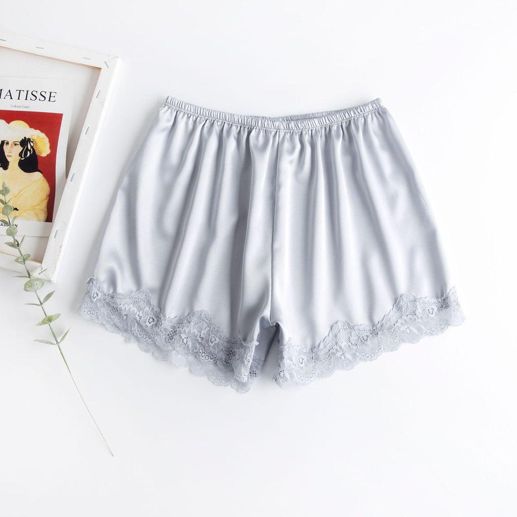 Women's Anti-Exposure Lace Safety Shorts, Lightweight & Non-Curling, Plus Size, Loose Fit for Summer.
