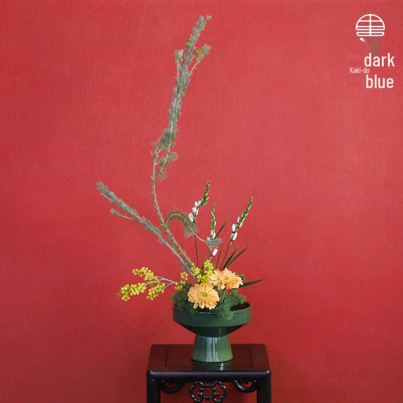 Zen Ceramic Mini High-Footed Plate for Floral Arrangements