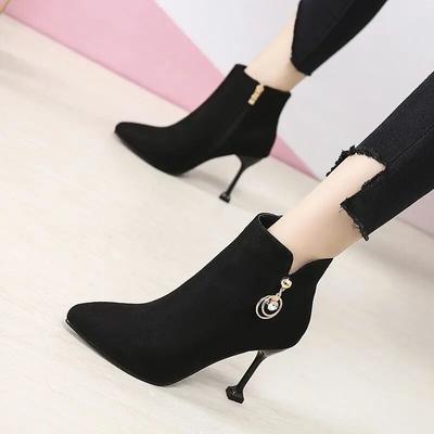 Schwarze Spitzschuh Strass Damen Kurzschuhe Herbst Winter Fleecegefütterte Absatz Stiefeletten für Damen Neu im Trend 2025 Stiefeletten