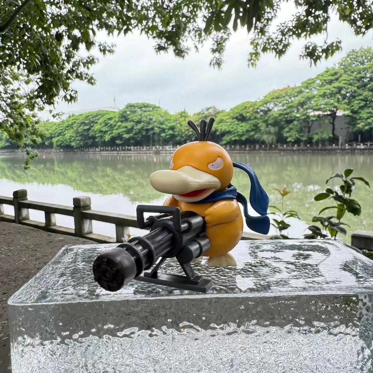 Pokemon Serie Trumpet Psyduck Gatling Gun Figure Toy Adorable Duck Collection Creative Figurine Model Anime Peripheral Birth Date Present opp bag