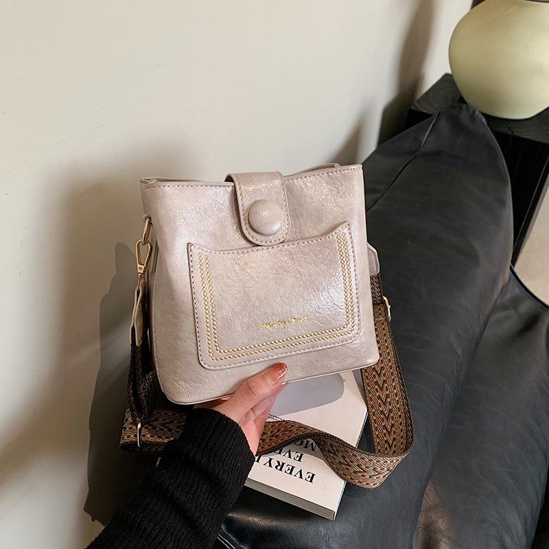 Borse a secchiello a tracolla in pelle PU semplice vintage per donna Borsa a mano di lusso firmata Borsa a spalla nera da donna