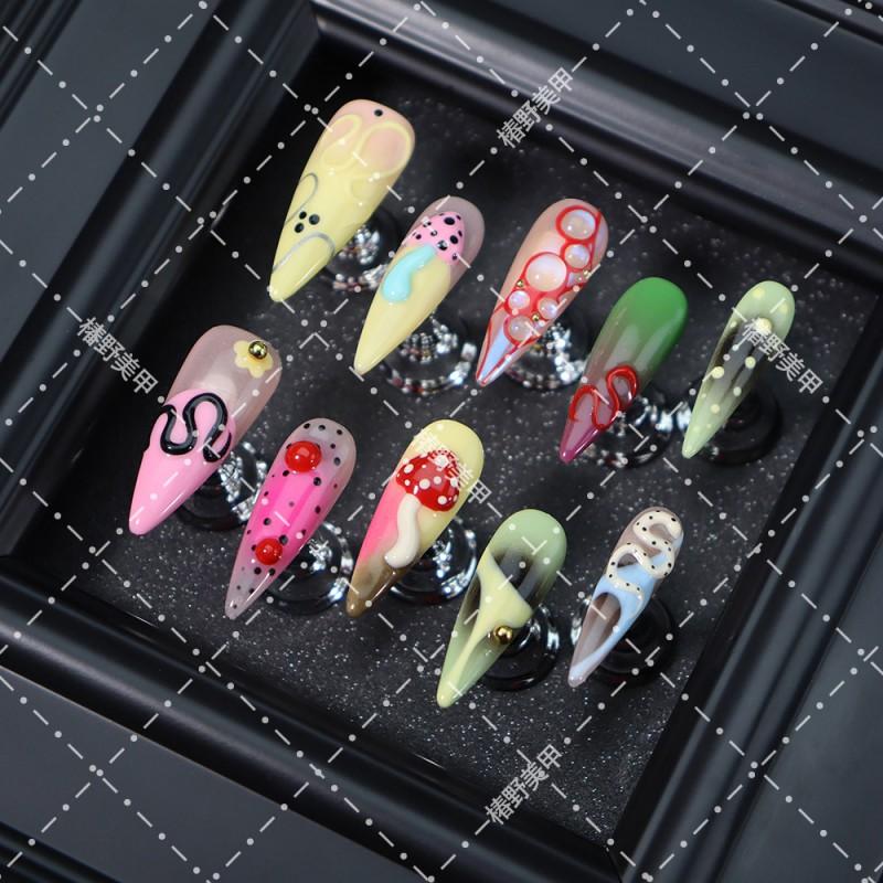 Press-On Nails With Mushroom Snake Print Bubbles Design Long Shape Removable Acrylic Nail Tips Women Sweet Edgy Cute Style