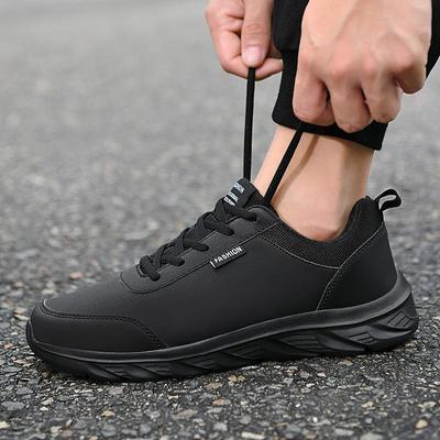 Four Seasons Herren Ultraleichte wasserdichte Fitness-Outdoor-Laufschuhe Herren-Sportschuhe in Schwarz