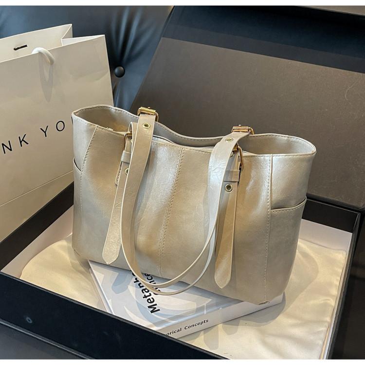 Stylish And Simple Car Stitched Texture Shoulder Bag For Women 2024 Winter New Single Shoulder Handbag