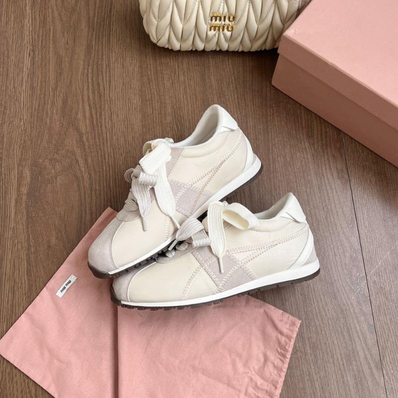 Women's low-top round head flat-soled ballet shoes, pair of shoelaces, breathable soft-soled versatile sports shoes, women's shoes