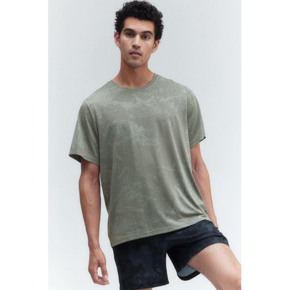 H M dryMove Sport Top kHaki Green Pattern