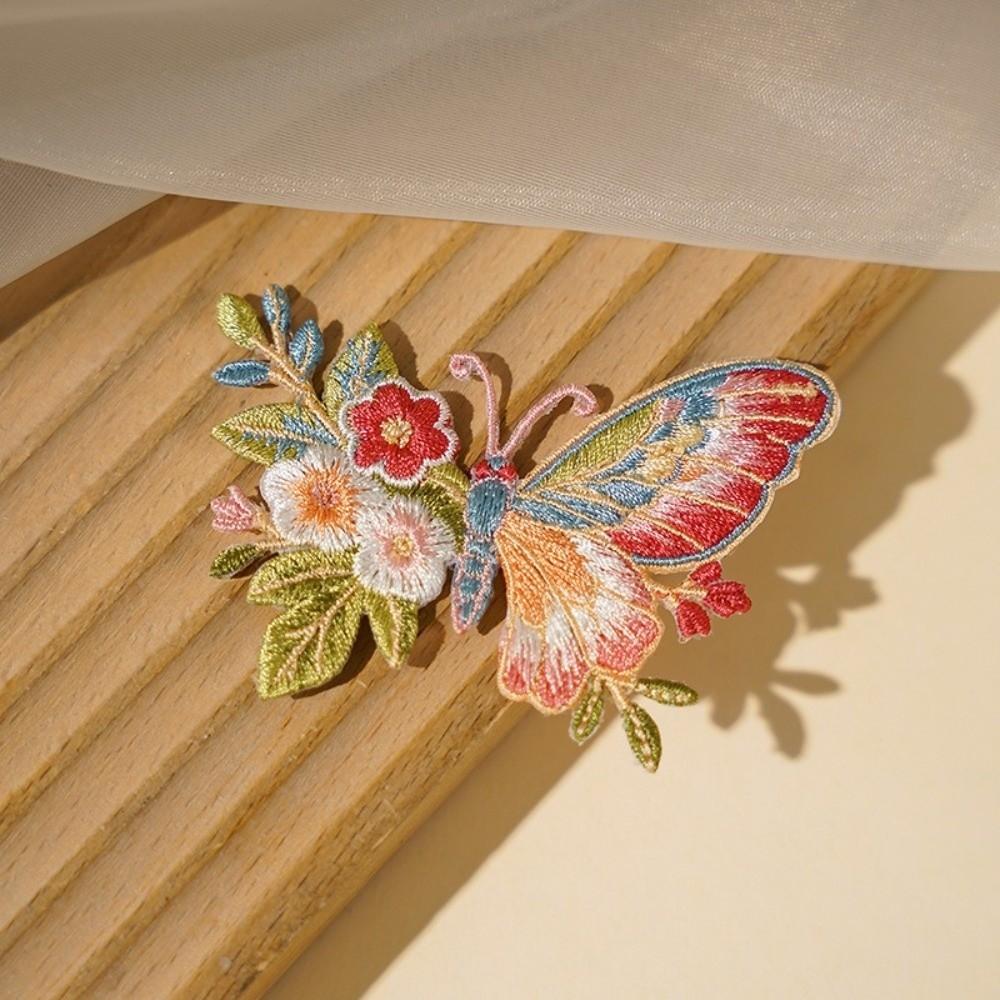 2pcs Heat Transfer Flower Patches Embroidery Design Butterfly Patches For Clothing Accessories