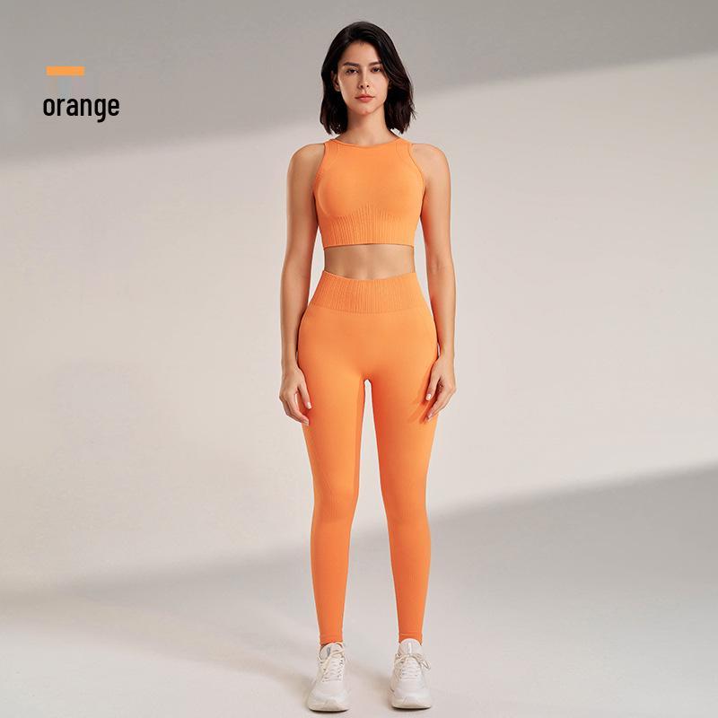 Women's Fitness Yoga Set: Peach Running Bra & Slimming Pants