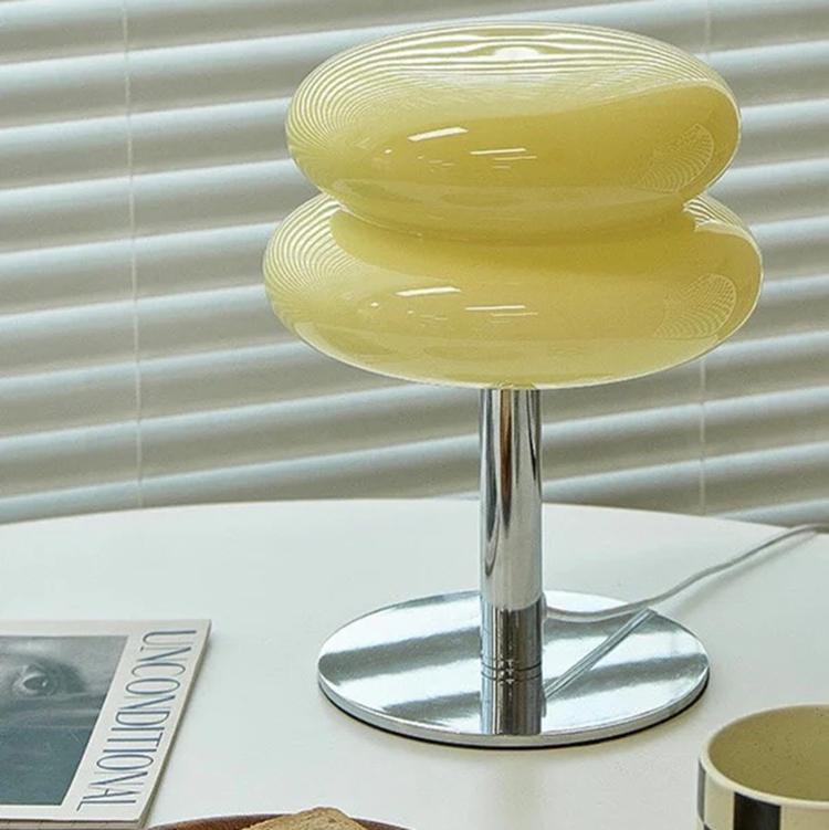 

Стеклянные настольные лампы Egg Tart Beside Desktop Lighting для украшения спальни Современная защита глаз Декоративная эстетика Домашний свет жёлтый