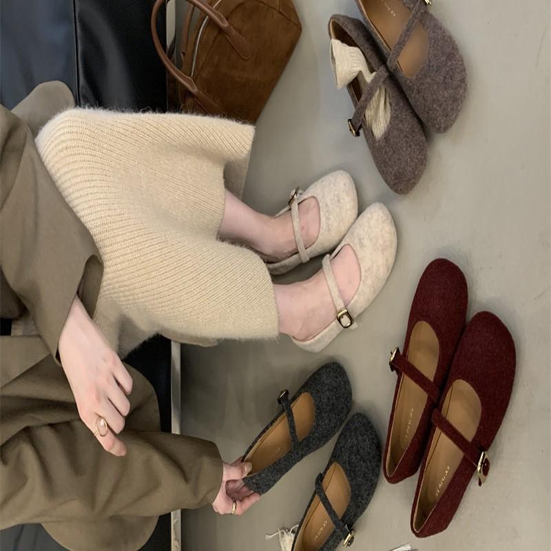 Suede Korean version of spring and autumn one-word buckle shallow mouth Mary Jane women's shoes 25 new leather round head flat-soled single shoe