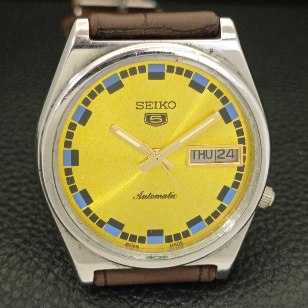 SEIKO 5 AUTOMATIC VINTAGE JAPAN MENS GOLDEN COLOR DIAL WATCH a701657-5 R206c-a701657