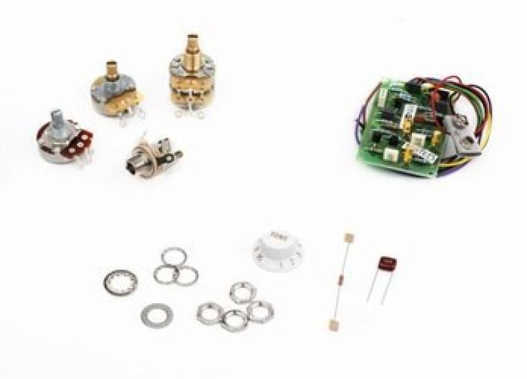 Fender USA Eric Clapton Mid Boost Pre Amp Kit Clapton with mid booster (Eric model) (Used)