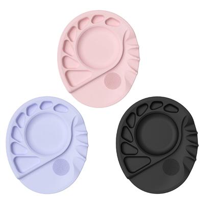 Portable Silicone Cosmetic Palette with Smooth Surfaces for Quick Cleanup and Travel Friendly Makeup Adjustments
