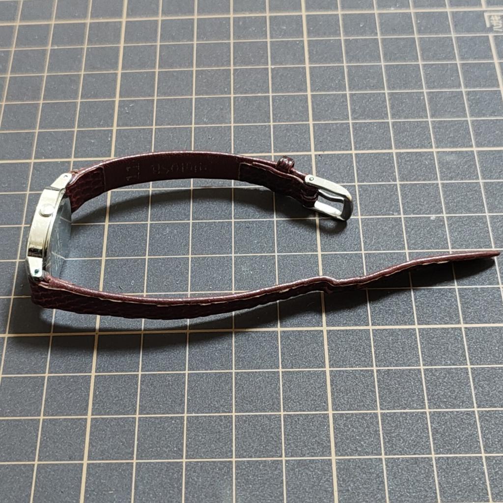 SEIKO Quartz Wristwatch 2320-5660 K26