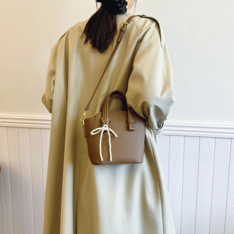 Leisure Bucket Bag for Women Fashionable Versatile Crossbody Shoulder Bag Designer Handbag