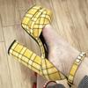 Escarpins pour femmes Nouveaux Sexy Talons Hauts Épais Plateforme Chaussures de Robe Fête Chaussures de Mariage Boucle Strass Taille 43