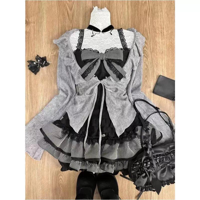 Süßes Lolita Dreiteiliges Set für Frühling und Herbst Schnürung Rüschen Strickjacke Sexy Enganliegend Trägerloses Weste Oberteile Hohe Taille Raffung Röcke