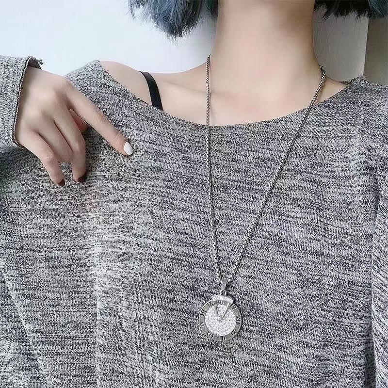 Long Spinner Pendant Necklace for Men Women Hip Hop Rotating Chain Unisex Streetwear Statement Layered Jewelry Gift for Birthday