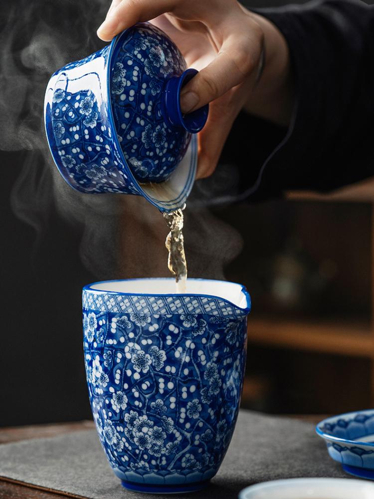 Porcelain Gaiwan Blue and White Plum Tea Tureen Blossom Sancai Chinese Kungfu Teacup Infuser Tea Bowl Household Kitchen Teaware