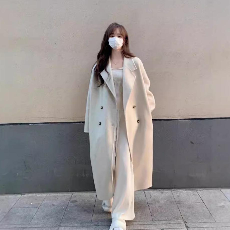 "2024 New High-End Hepburn-Style Apricot Woolen Coat for Women – Autumn/Winter Korean Fashion"
