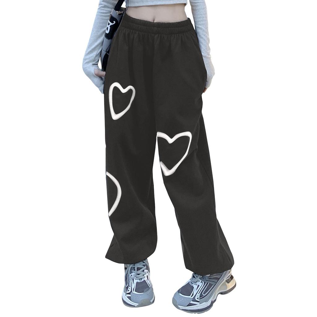 Locker sitzende koreanische Sporthose mit hoher Taille für Damen mit lässigem und lässigem Design und Herzmuster