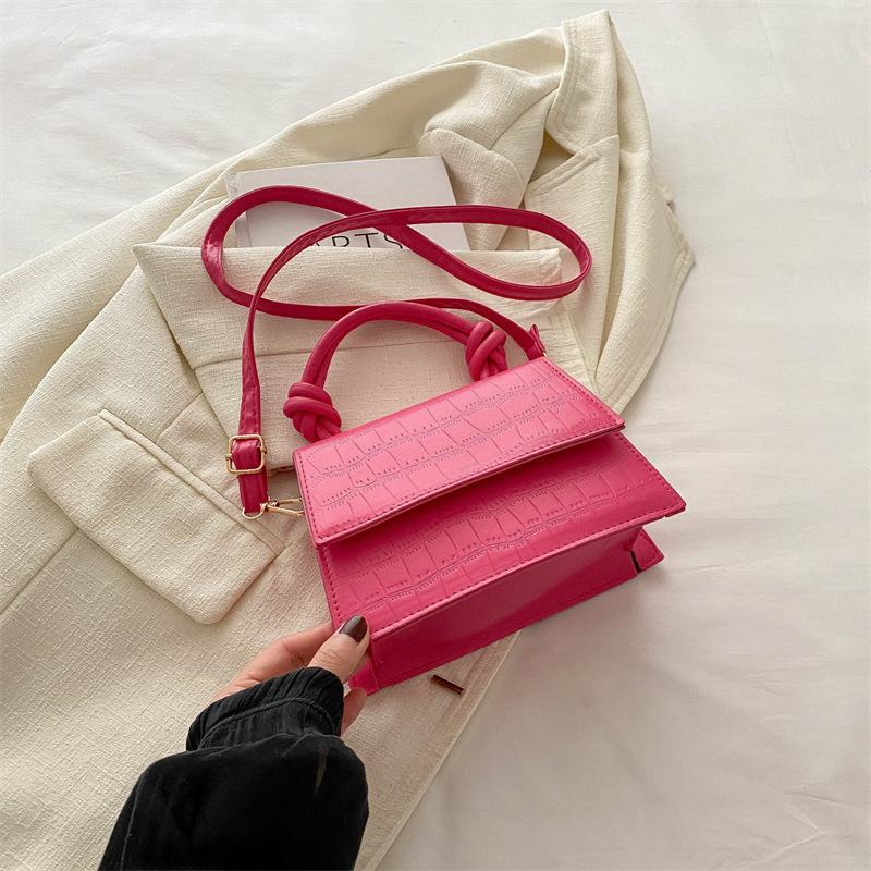 

Ретро портативна маленька квадратна сумка жіноча модна повсякденна сумка жіноча 2024 весна нова проста модна сумка через плече месенджер троянди рожеві кольору