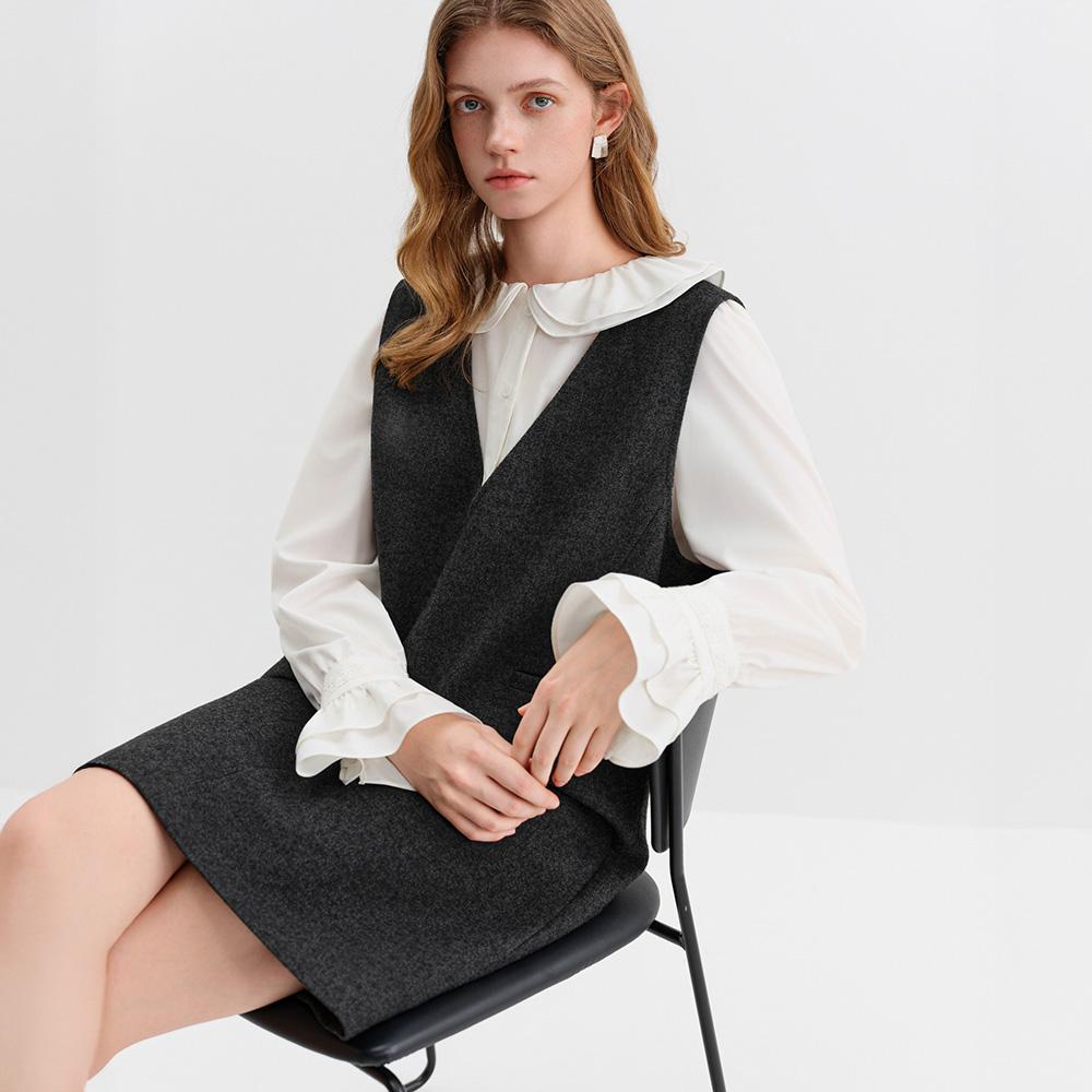 Wednesday Delight Wd_Wool V-Neck Sleeveless Dress