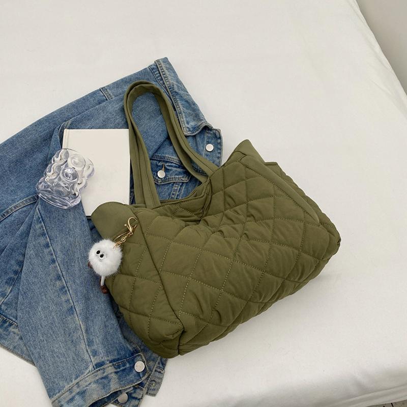 Gepolsterte Handtasche für Damen, verstellbarer Riemen, Rautensteppung, gepolsterte Schultertasche, lässige Reisetasche