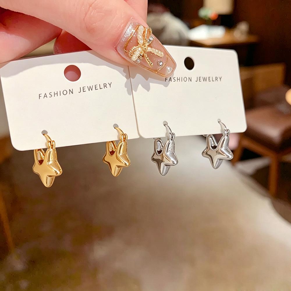 Exquisite Fashionable Star Earrings: Japanese-Korean Design, Versatile Light Luxury, Unique Personality Jewelry for Women