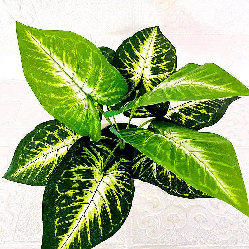 Kunststoff-Blumentopf mit 9 Hufenblatt-Köpfen für Heimdekoration und Innenarchitektur