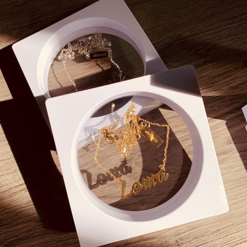 

St. Delan Square Necklace Jewelry Suspension Gift Box білий