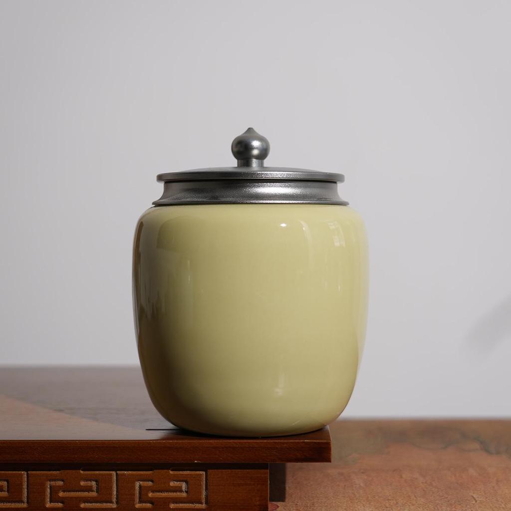 Longquan Celadon Ceramic Tea Caddy: Handmade, High-Capacity, Sealed Jar for Tea Storage