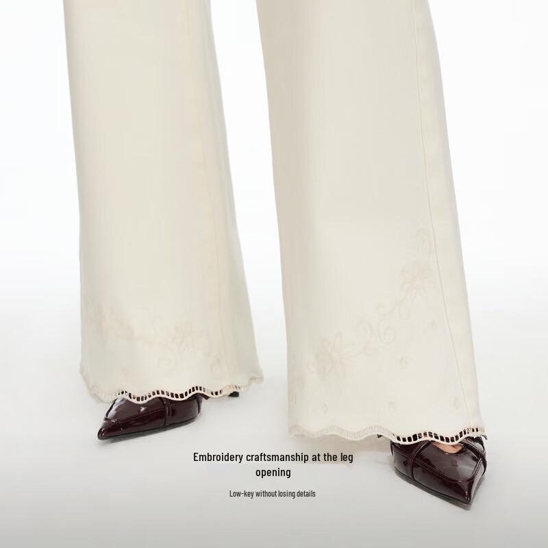 VEROMODA Women's Embroidered Flared Cropped Jeans