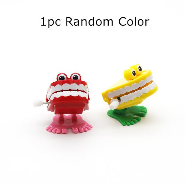 1 шт. Заводная игрушка Верхняя цепь Прыгающая зубастая игрушка Дети Прыгают зубы Бегущая заводная пружинная игрушка OneSize