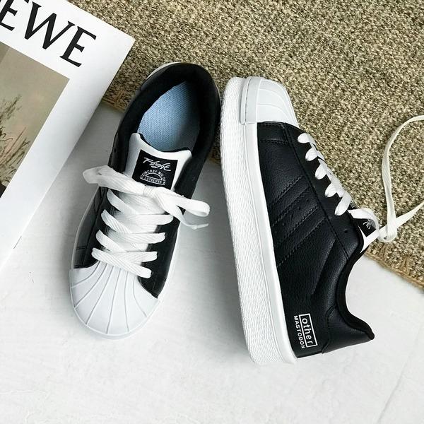 trendy sneakers head