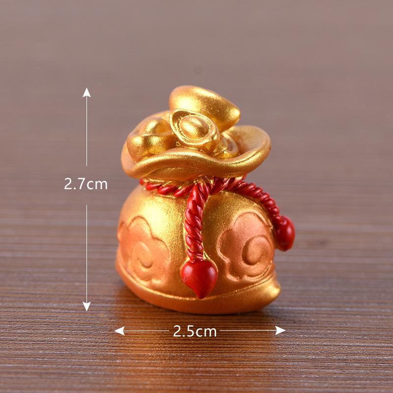 Micro Landscape Resin Ornaments Odorless Cute Shape Resin Decoration for Living Room Bedroom Type1