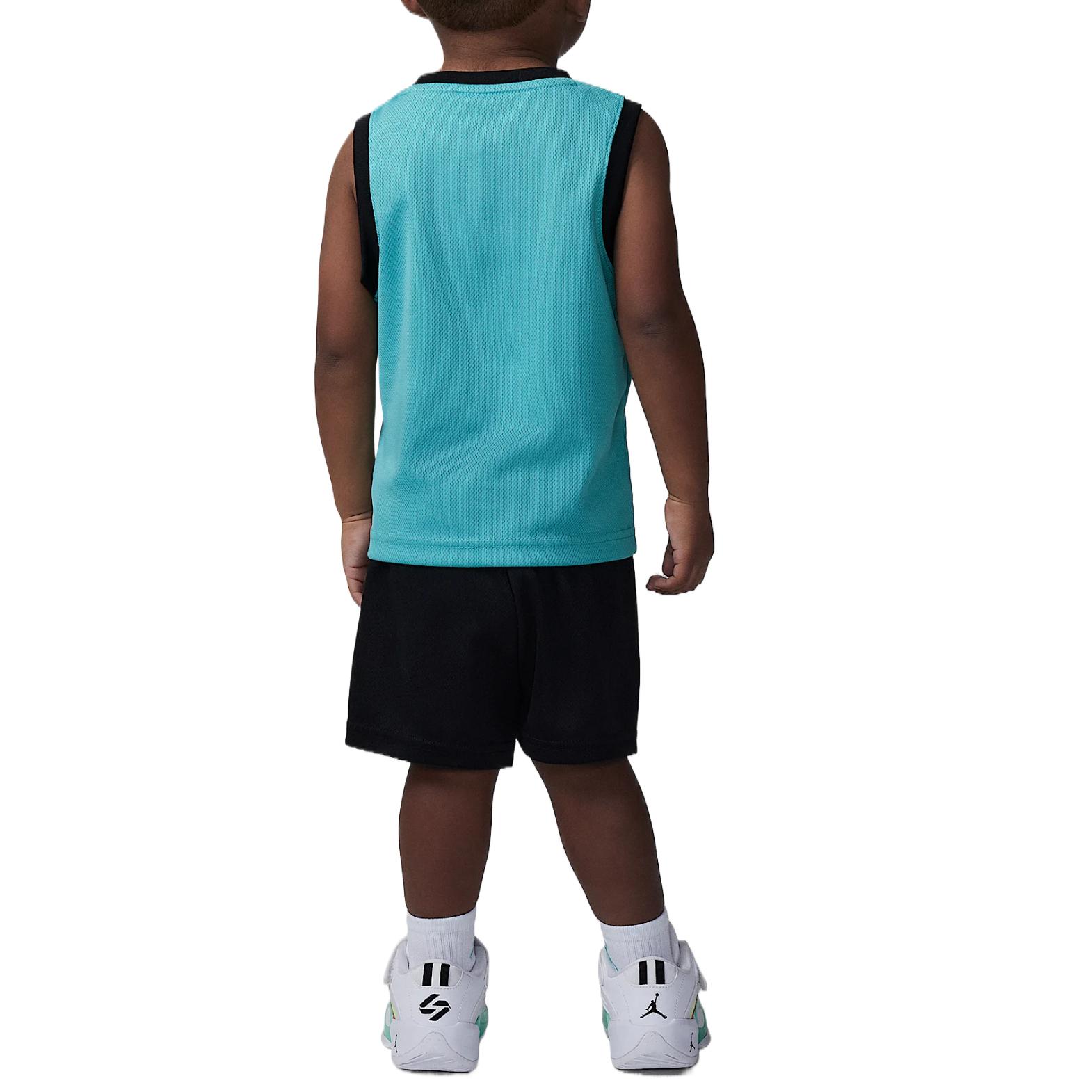 

Новый комплект повседневной спортивной одежды Jordan 23Flight SS25, моющийся, голубой, для младенцев и малышей HF2254-013 4T