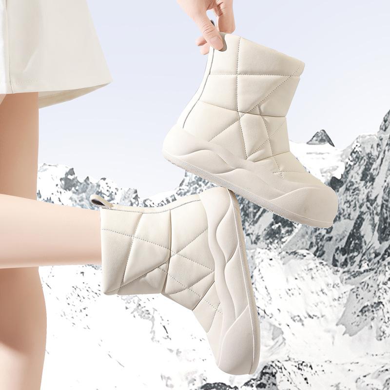 Casual versatile white snow boots women's winter new velvet thickened outdoor short boots