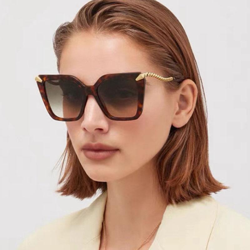 Glamorous High End Designer Style Edgy Punk Trendy Retro Alloy Metal Oversized Female For Both Women Sun Glasses