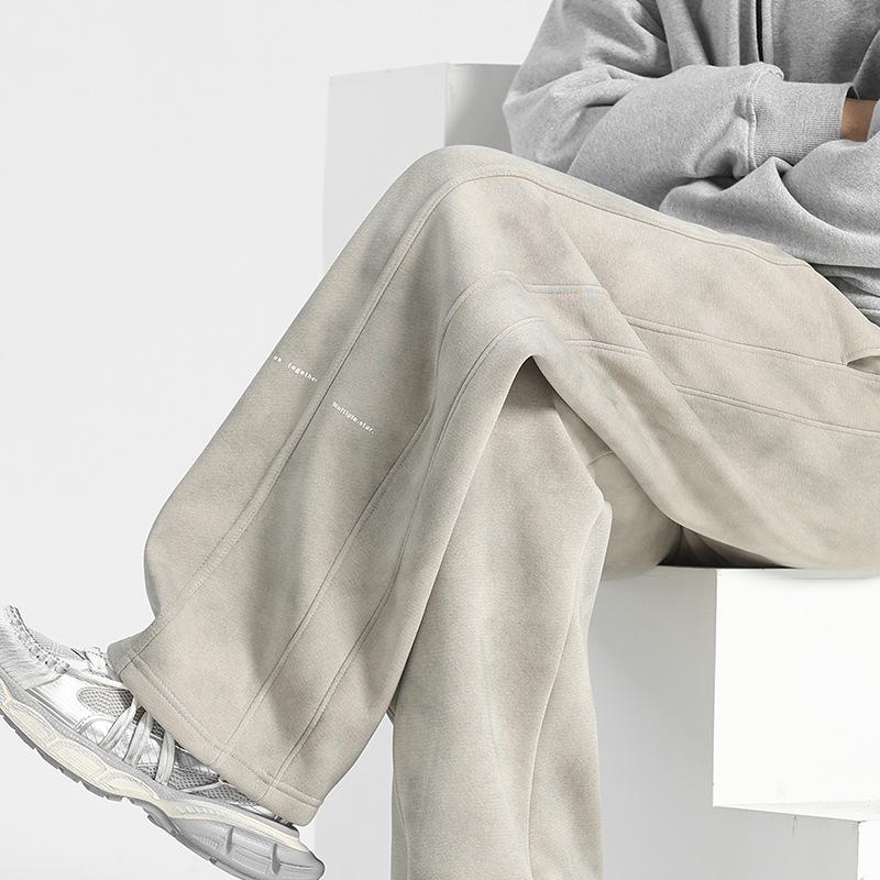 Men's American-Style Loose-Fit Wide-Leg Sweatpants for All Seasons