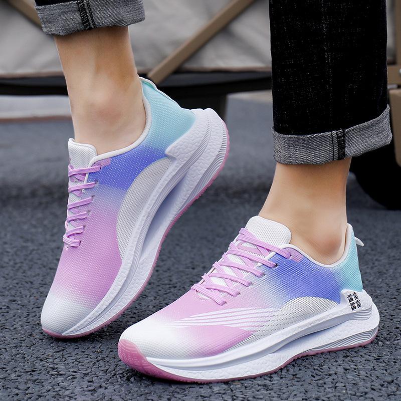 Sneakers fashion casual new couple shoes light breathable non-slip running shoes mesh breathable real explosive bottom running shoes
