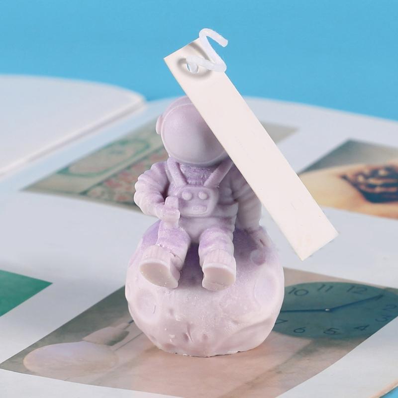 3D Astronaut Silicone Candle Mold DIY Crafts Projects Soap Making Mould Present