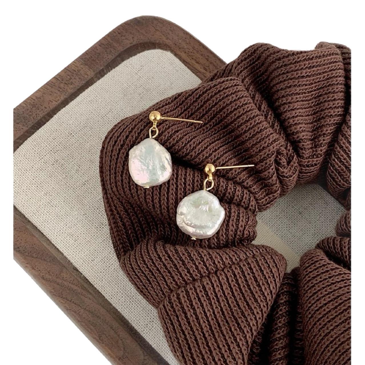Natural strong light colorful pearl earrings female baroque special-shaped light luxury niche temperament earrings flat silver needle earrings Silver needle