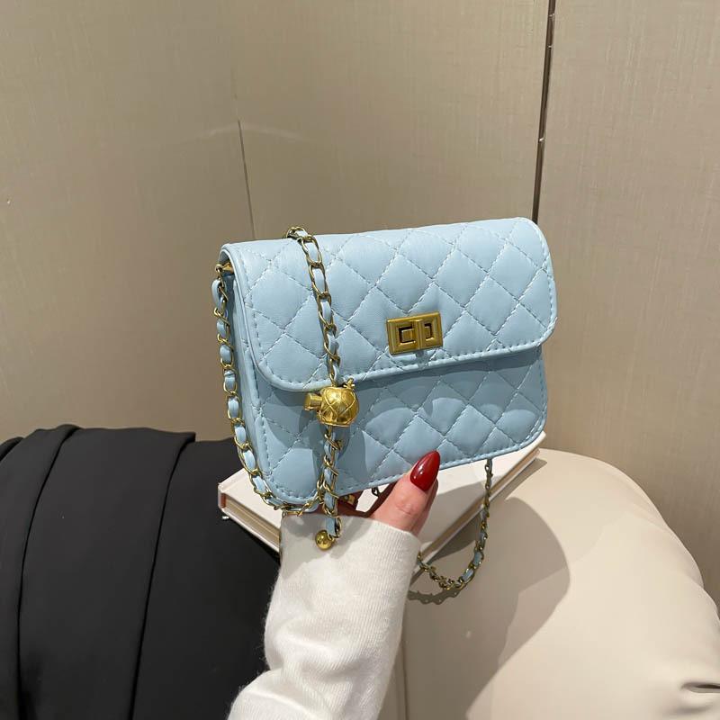 Fashion Bag Crossbody With Lingge Design And Chain Shoulder Strap Metal Ball