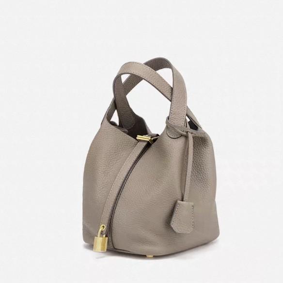 Bag 2025 New Bucket Bag Vegetable Basket Women's Bag Genuine Leather Handbag Mummy Bag Bridal Wedding Bag High Sense