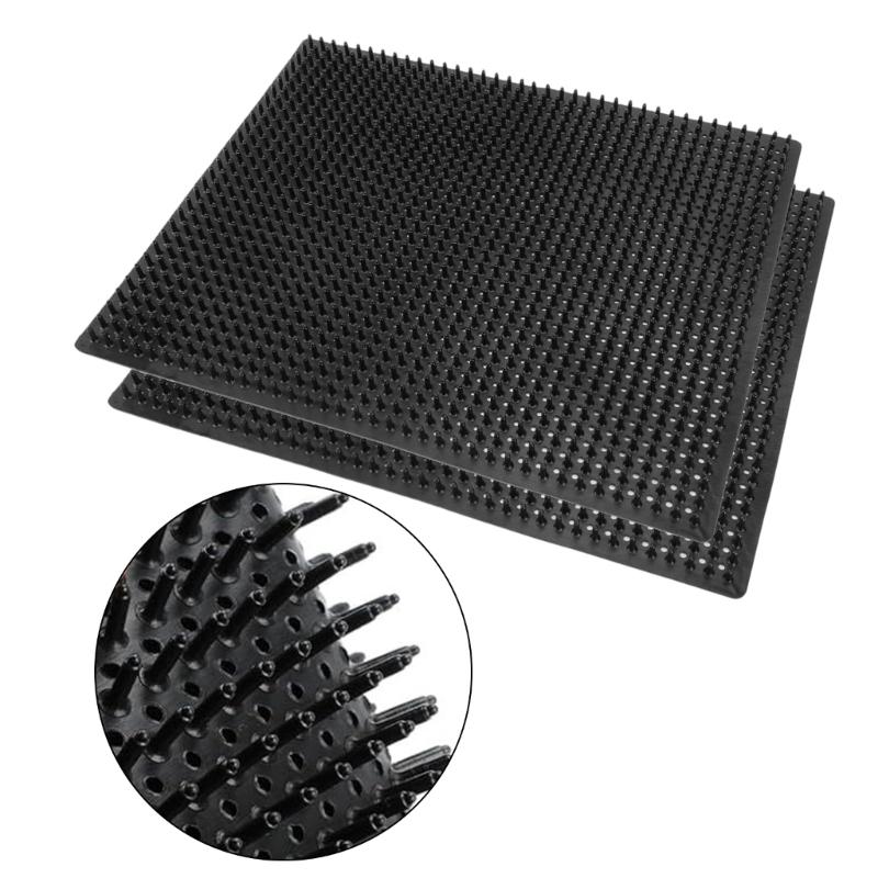 2PCS Livestock Grooming Mats With Mounting Nail Scratching Post Pad For Various Farm Animal Horse Cow Cattle Grooming