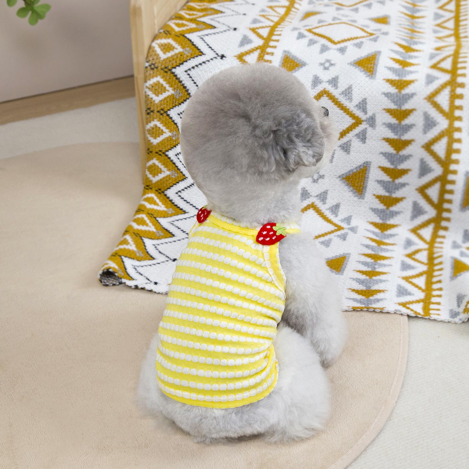 

2025 Новая Цветочная Одежда для Домашних Животных Собак Летняя Прохладная Майка Футболки Сарафан для Маленьких Средних Собак Пудель Мопс Одежда Товары для Животных S жёлтый